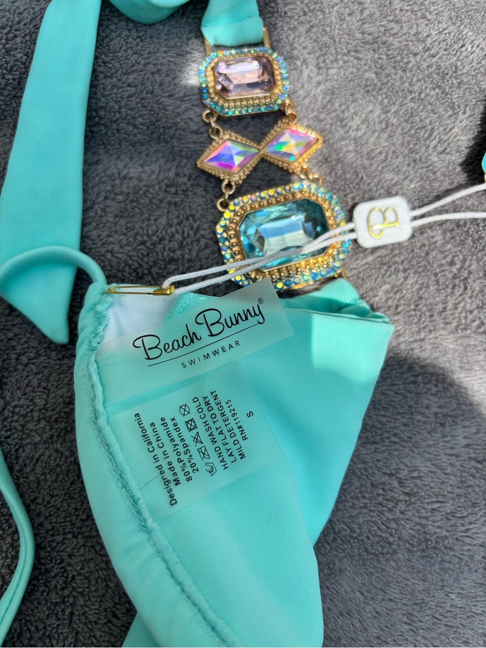 NWT BEACH BUNNY BIKINI TOP - Picture 3 of 6